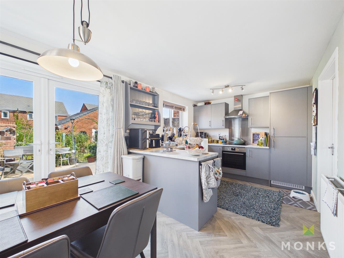 203 Holland Drive, Shrewsbury, SY2 5TU For Sale